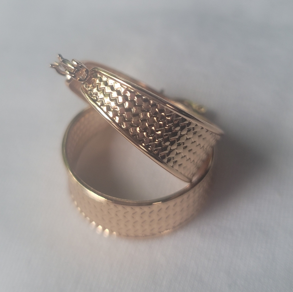 Gold Filled 14k Gold Hoop Earrings - Picture 2 of 3
